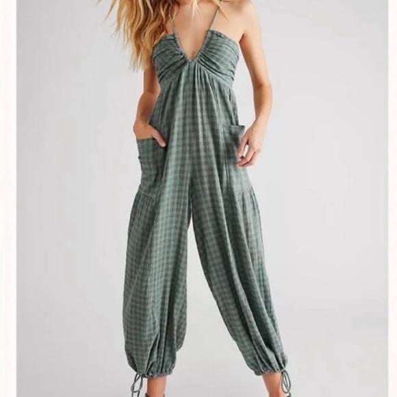 Free People Pants - Free people sundaze for surfin romper